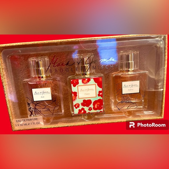 Badgley Mischka 3 Pc NIB Mark & James EDP Set - Picture 2 of 9